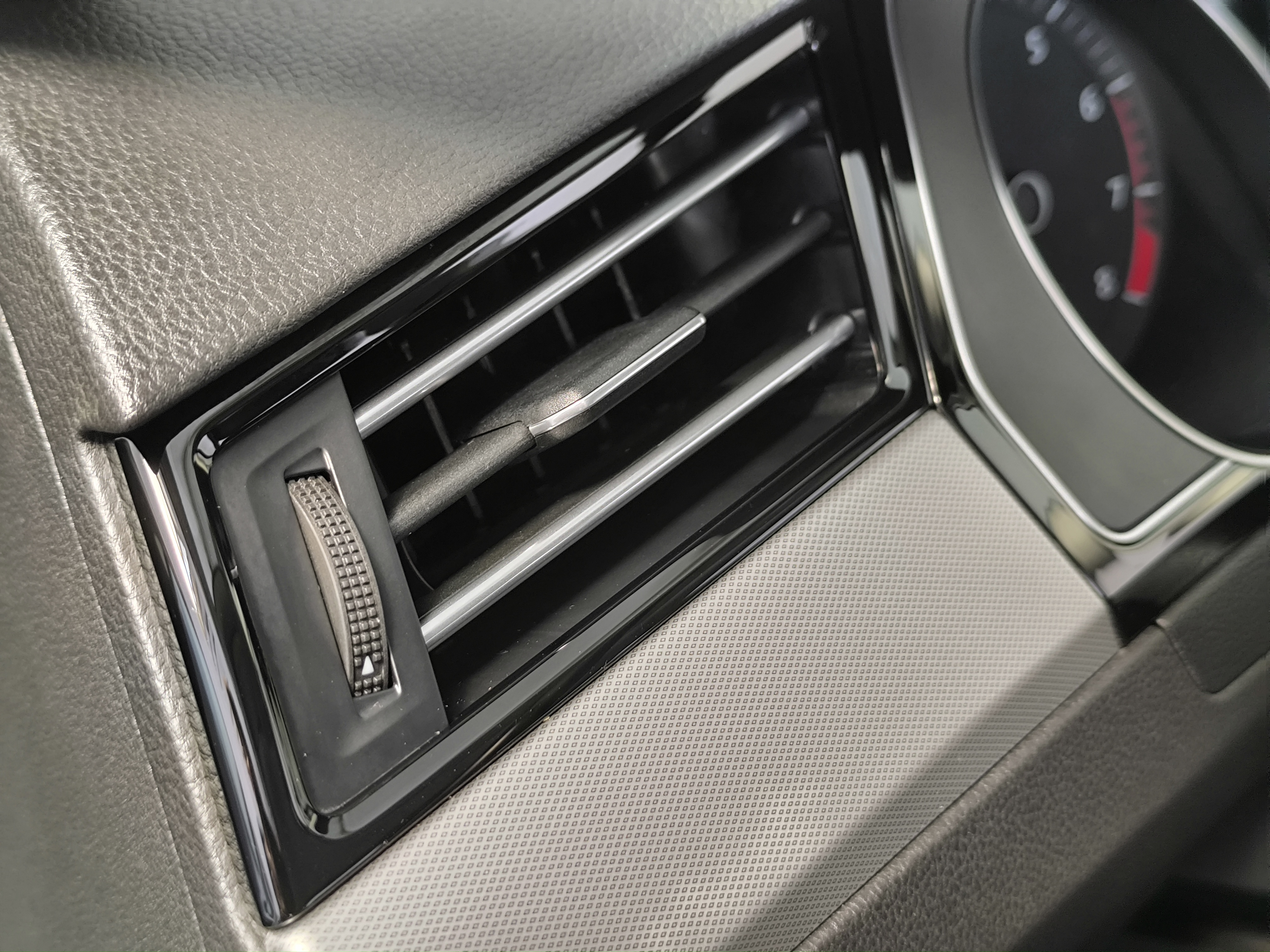 Lucrare Bloom Detailing