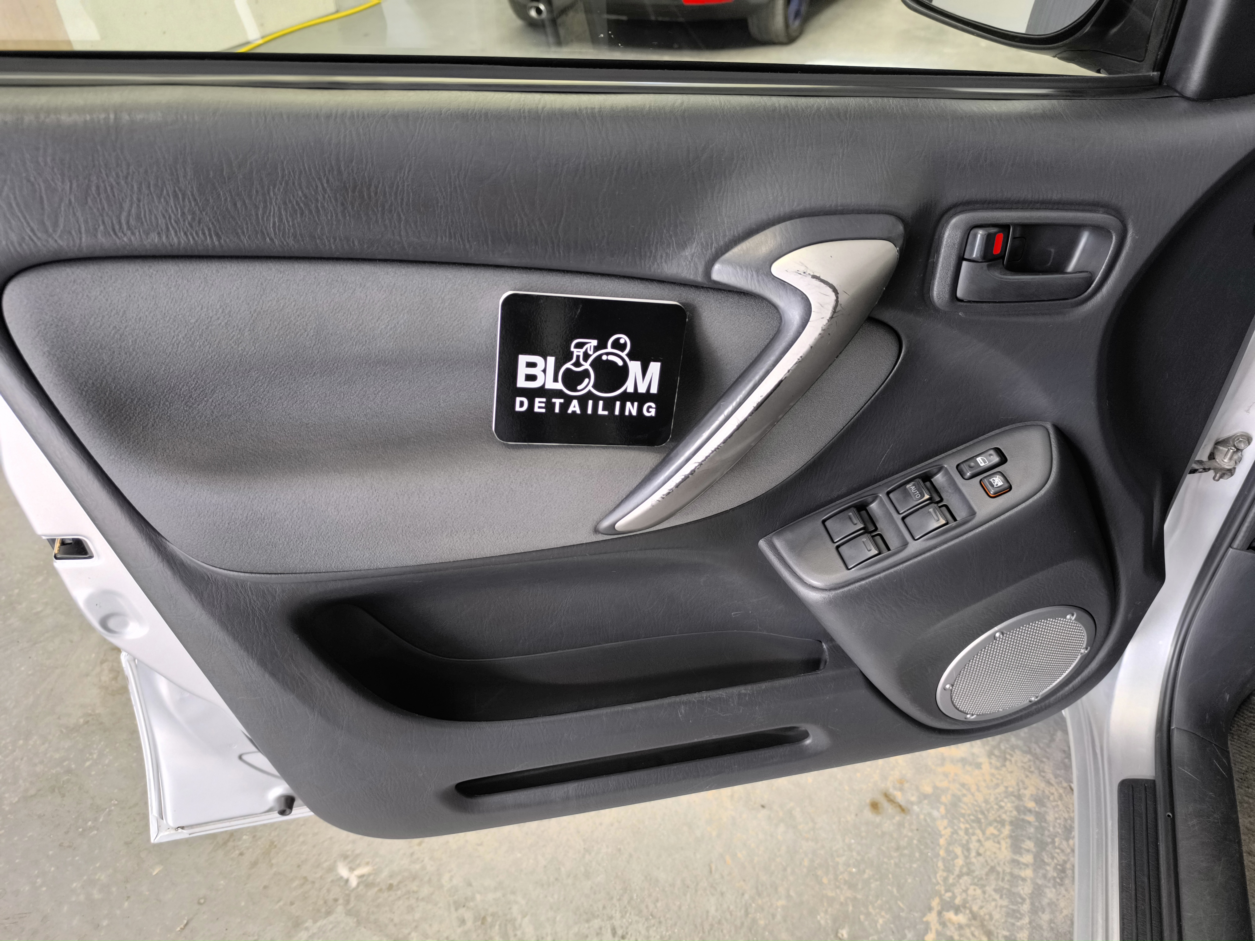 Lucrare Bloom Detailing